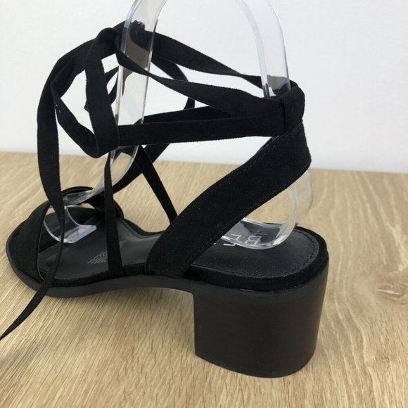 Betts Black Heels Size 5 Ankle Bow Tie Block Heel Faux Suede Party Formal - Picture 4 of 9